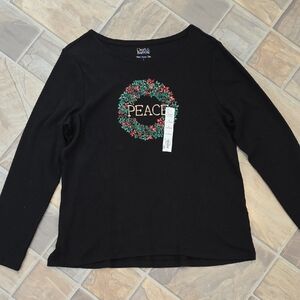 NWT Croft & Barrow Black Festive Wreath Long Sleeve Top